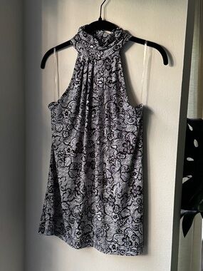 J.T.B. Sleeveless High-Neck Floral Print Top - Black & White